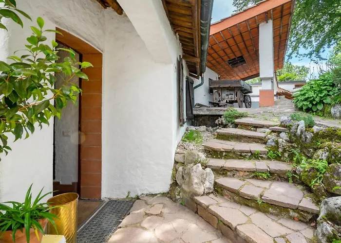 Casa Del Pittore By Interhome Reno Di Leggiuno